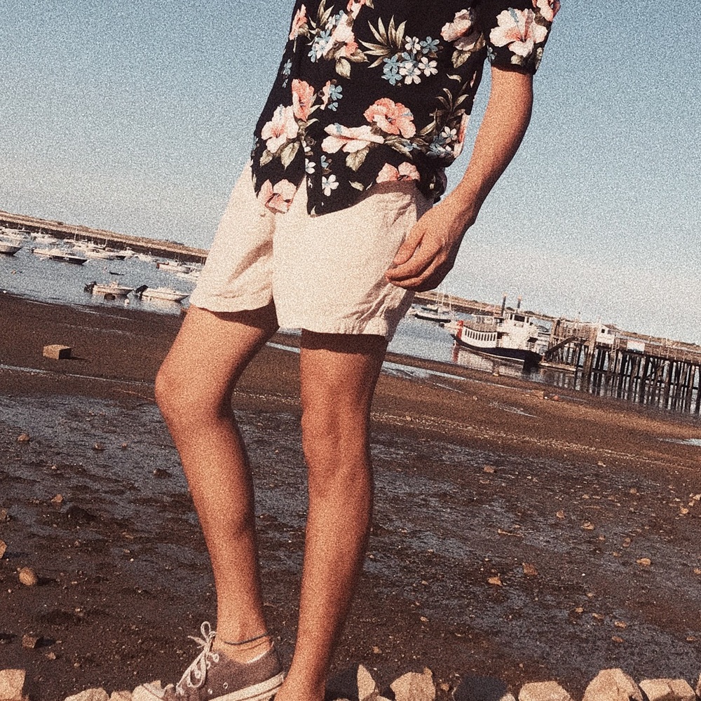 beige shorts